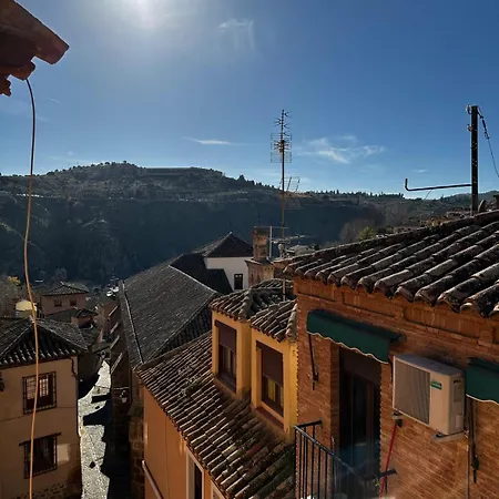 Piso Muy Amplio En El Centro De De 4 Apartamento